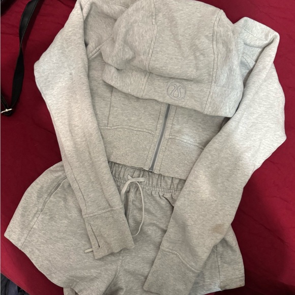 Lululemon set - Picture 2 of 2